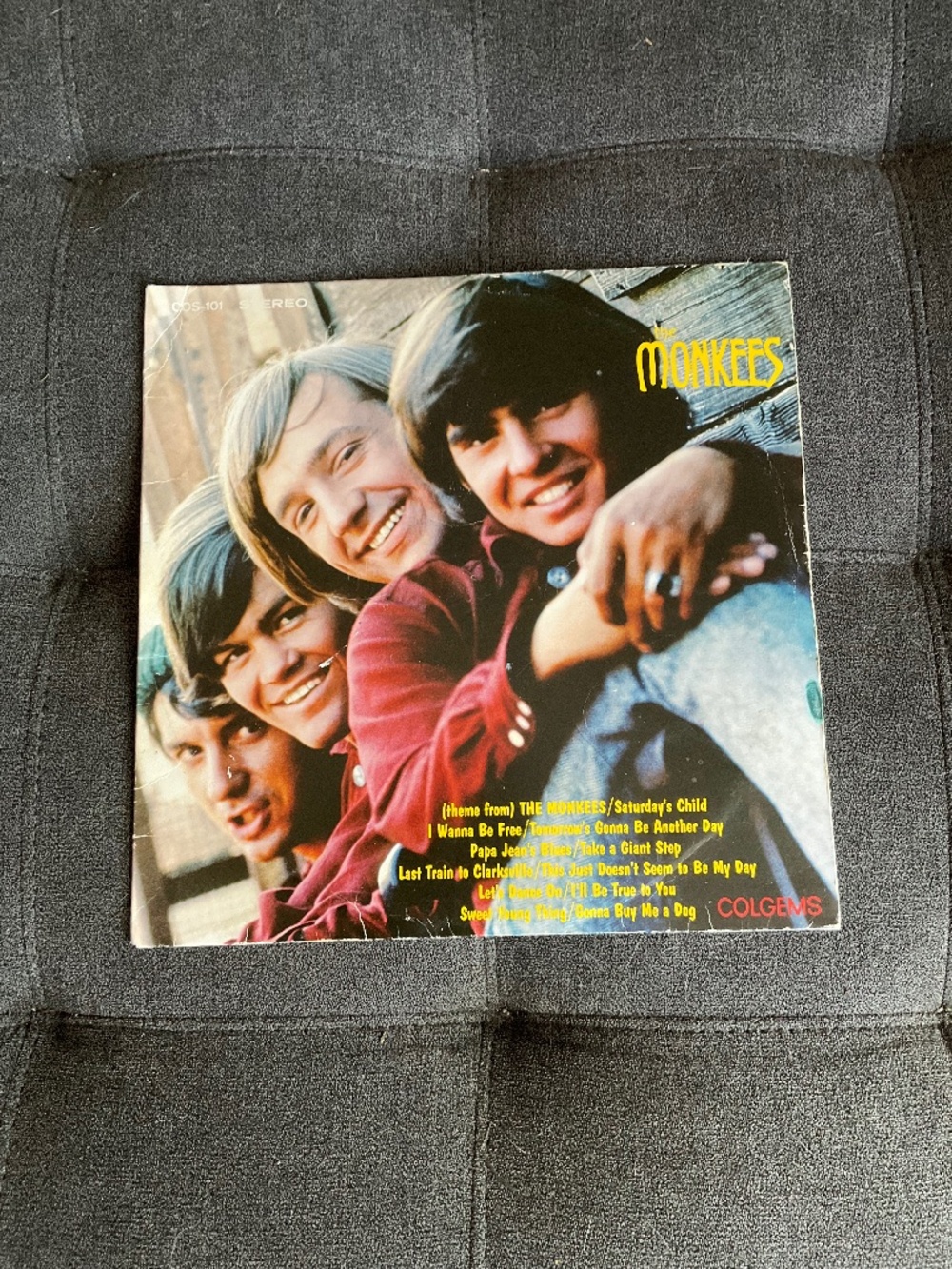 EUC Vinatge 1966 Self-Titled Debut Vinyl LP by The Monkees - Rare